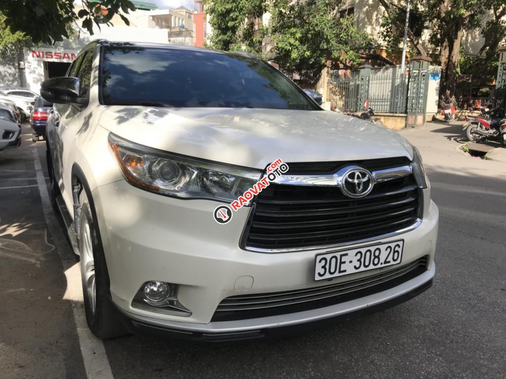 Cần bán Toyota Highlander LE sản xuất năm 2014, màu trắng, nhập khẩu-2