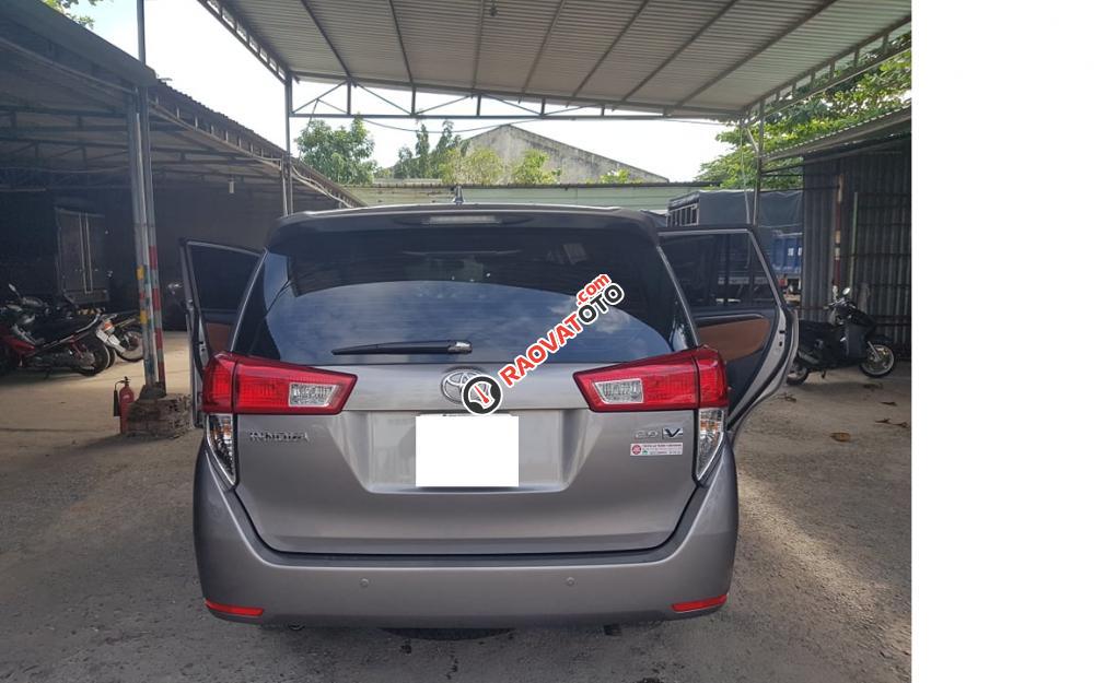 Cần bán xe Toyota Innova V năm 2016, 850tr-3