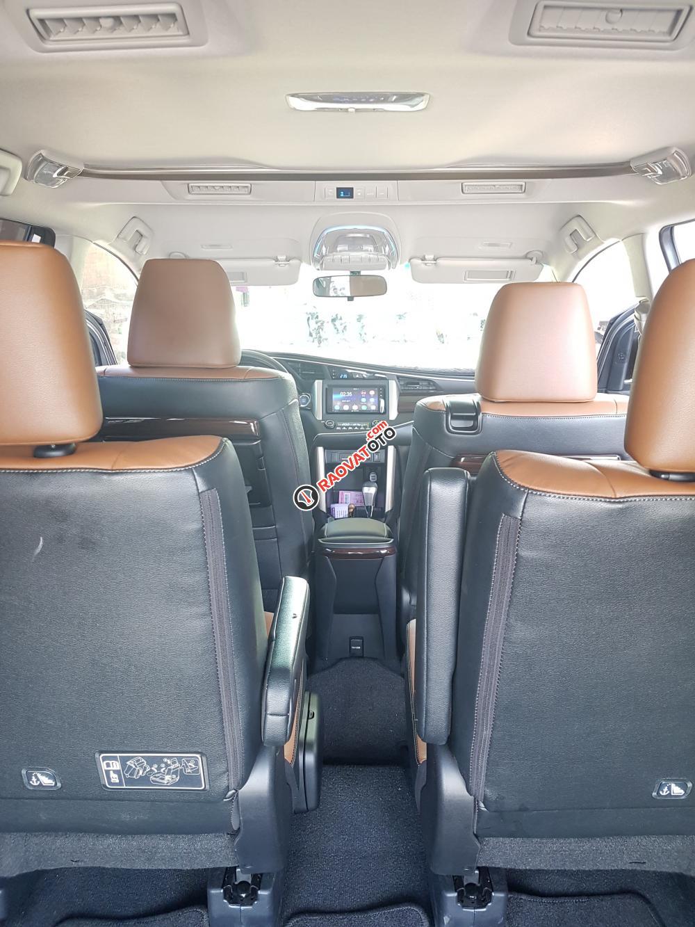 Cần bán xe Toyota Innova V năm 2016, 850tr-4