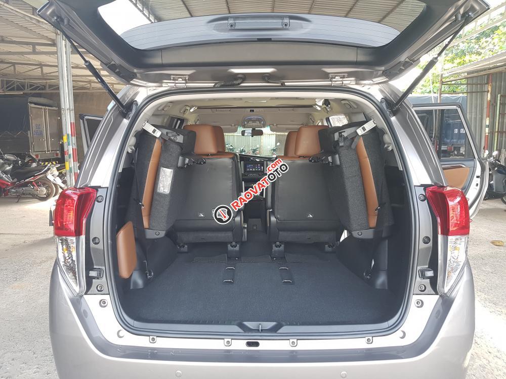 Cần bán xe Toyota Innova V năm 2016, 850tr-6