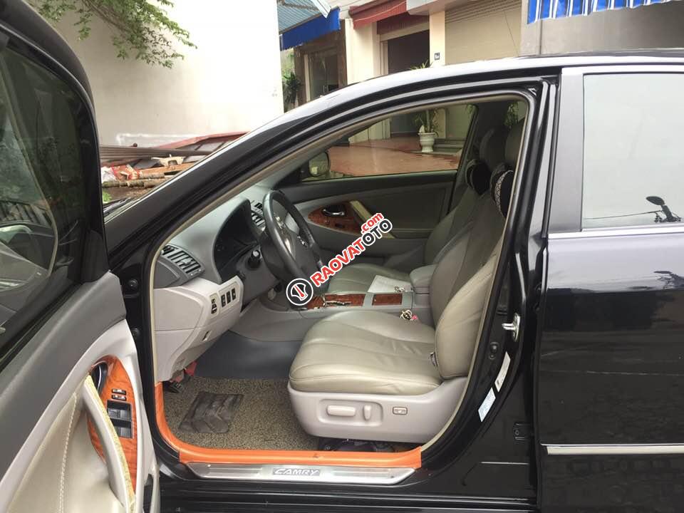 Bán Toyota Camry GLX đời 2018, màu đen, nhập khẩu, giá 645 triệu-12