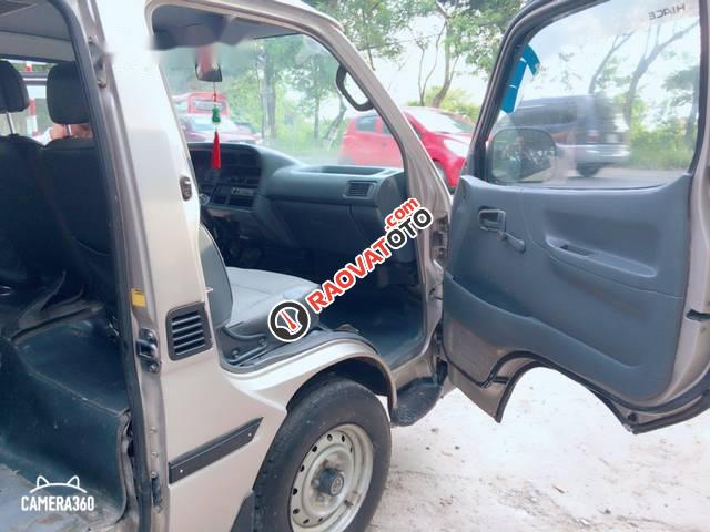 Bán Toyota Hiace MT năm sản xuất 2005, giá tốt-1