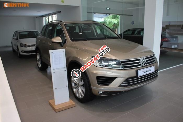 Bán Volkswagen Touareg V6, giá hấp dẫn, liên hệ: N0901 933 522, Tường Vy-2