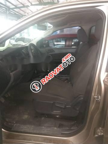 Cần bán xe Ford Ranger XL 4x4 MT đời 2015, màu ghi vàng-2