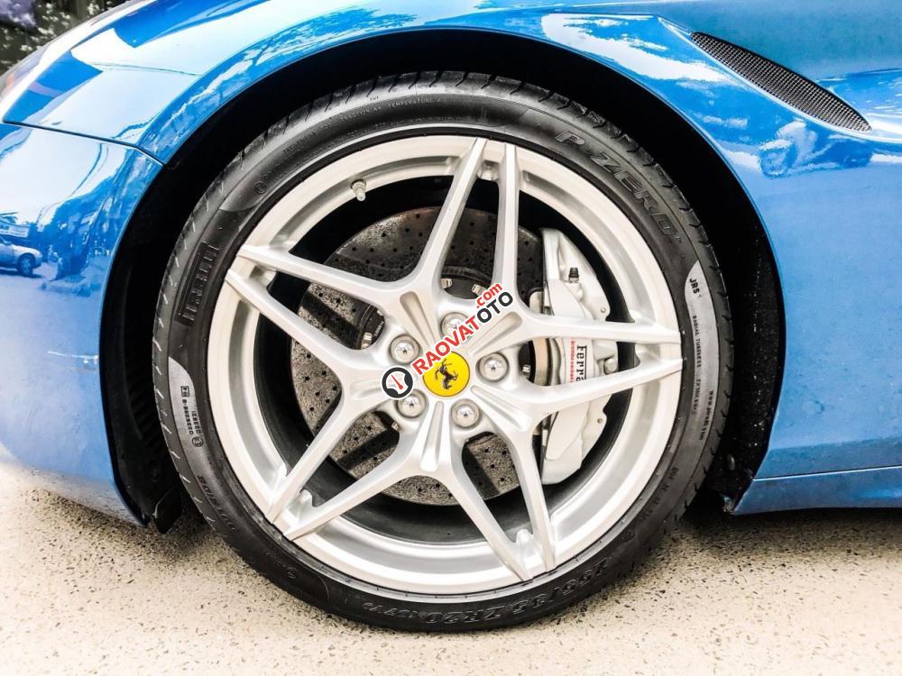 Cần bán Ferrari California T năm 2014, màu xanh lam, nhập khẩu 99%-8