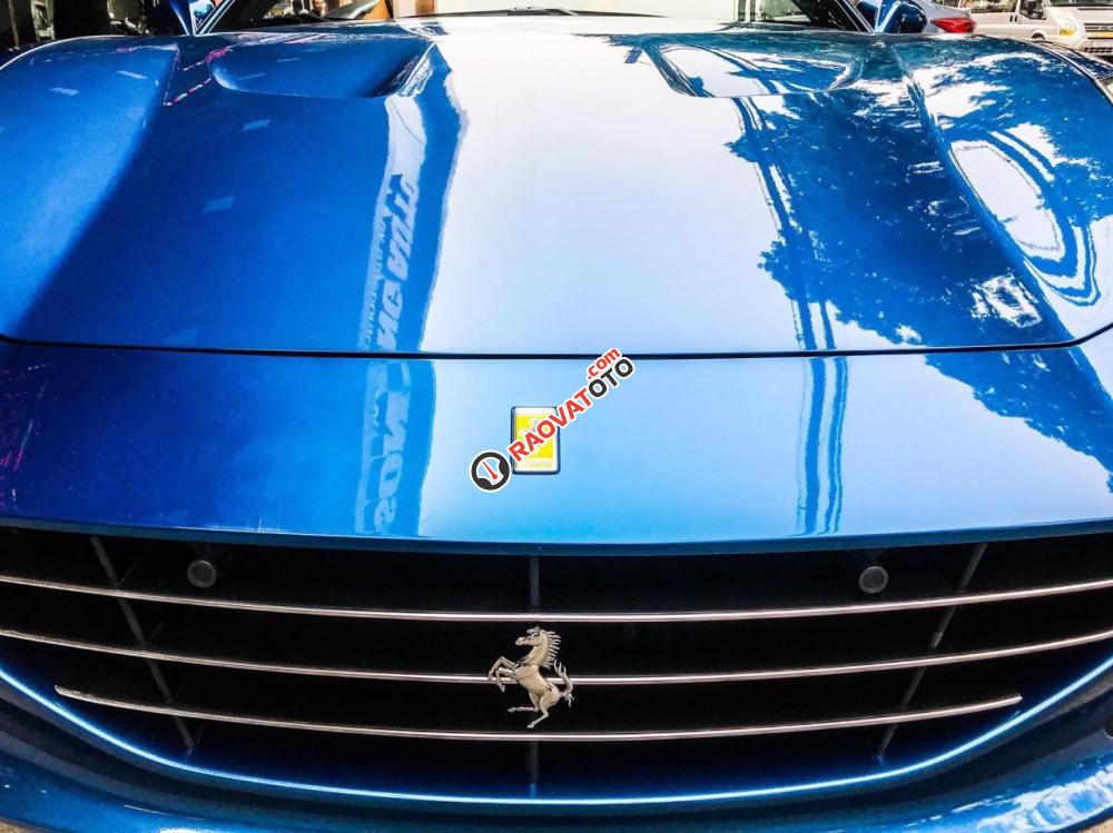 Cần bán Ferrari California T năm 2014, màu xanh lam, nhập khẩu 99%-13