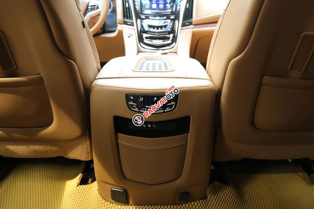 Bán xe Cadillac Escalade ESV Platinum đời 2016, màu đen, nhập khẩu-9