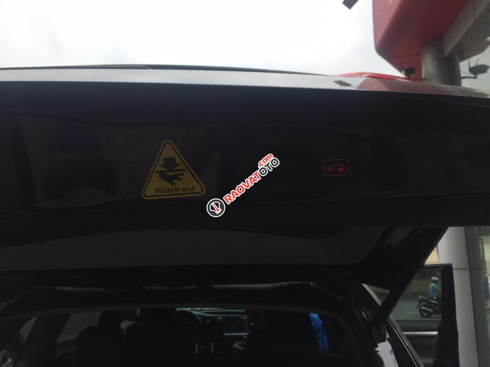 Bán xe Toyota Highlander LE năm 2017, màu đen, nhập khẩu, tên tư nhân-0