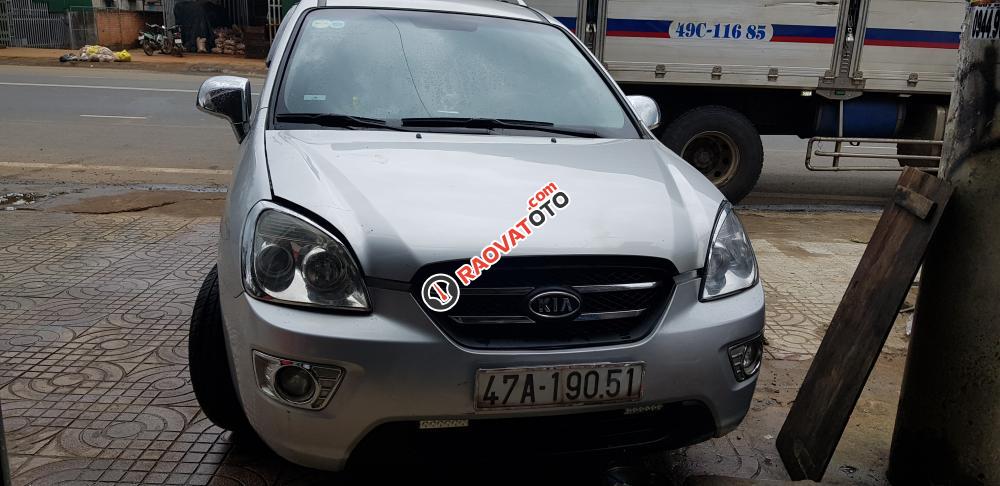 Cần bán xe Kia Carens năm 2010, màu bạc chính chủ, giá tốt 255 triệu-0