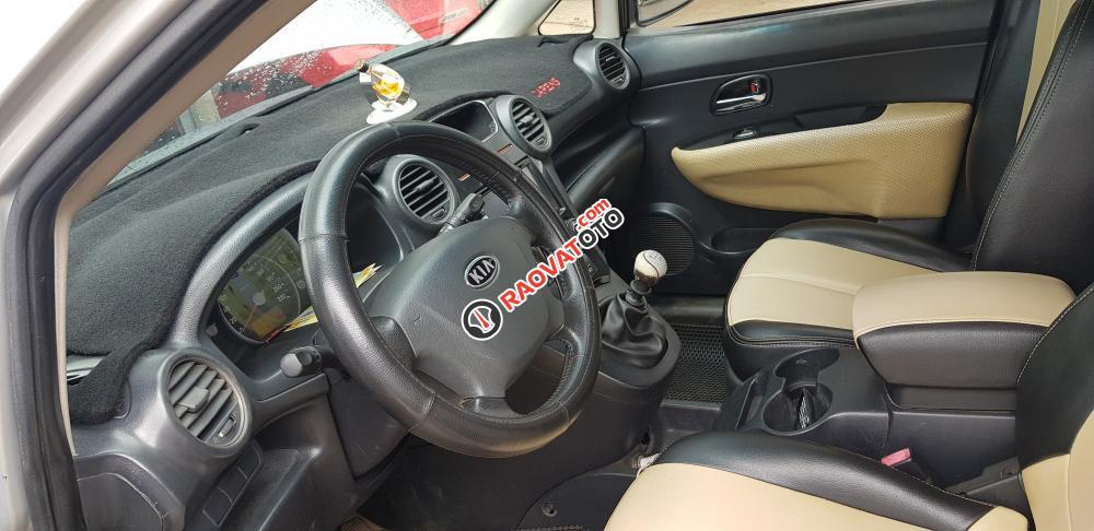 Cần bán xe Kia Carens năm 2010, màu bạc chính chủ, giá tốt 255 triệu-3