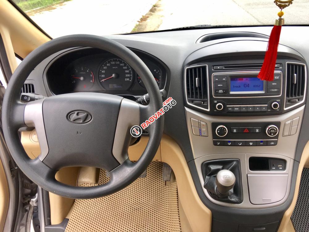 Bán Hyundai Starex 2.5MT 2016, màu bạc, nhập khẩu, biển HN, giá cực tốt-5