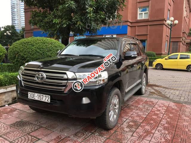 Bán xe Toyota Land Cruiser 4.6 V8 2016, màu đen-0