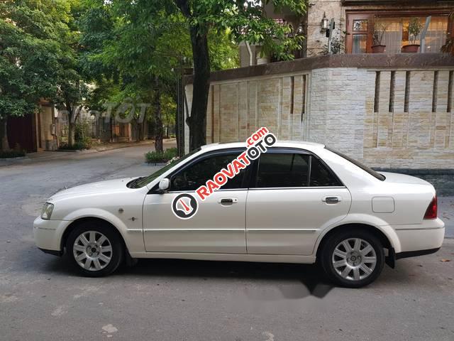 Bán Ford Laser 1.8AT đời 2004, màu trắng chính chủ, 235 triệu-0