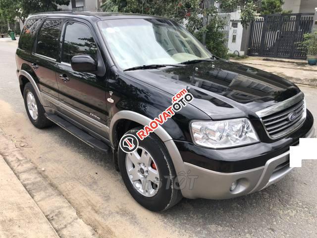 Cần bán gấp Ford Escape 3.0 đời 2005, màu đen, 240 triệu-0
