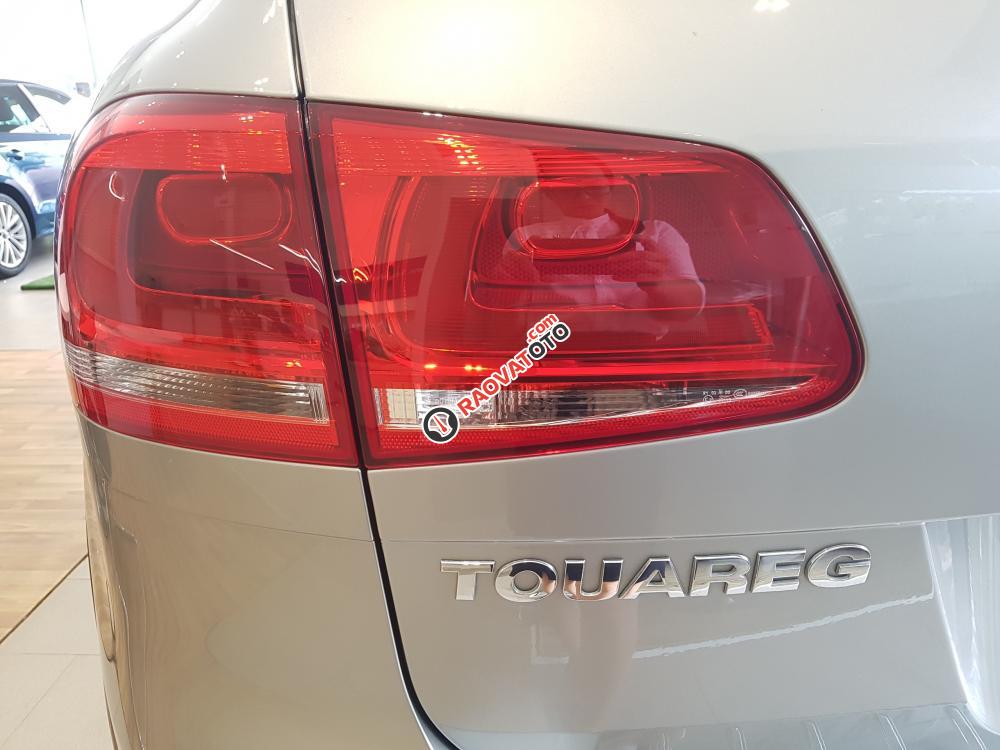 Bán Volkswagen Touareg GP, màu xám (ghi), nhập khẩu, giá cực tốt. LH: 0901933522 Vy-11