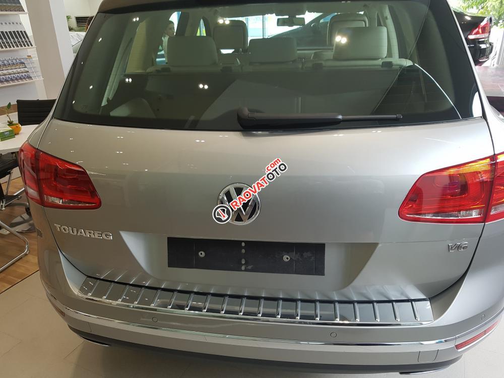 Bán Volkswagen Touareg GP, màu xám (ghi), nhập khẩu, giá cực tốt. LH: 0901933522 Vy-13