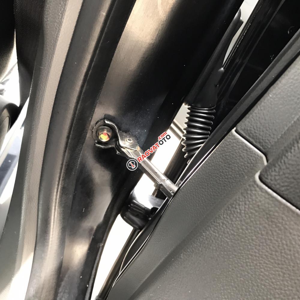 Bán Chevrolet Cruze 1.6 LS sản xuất 2011, màu đen-17