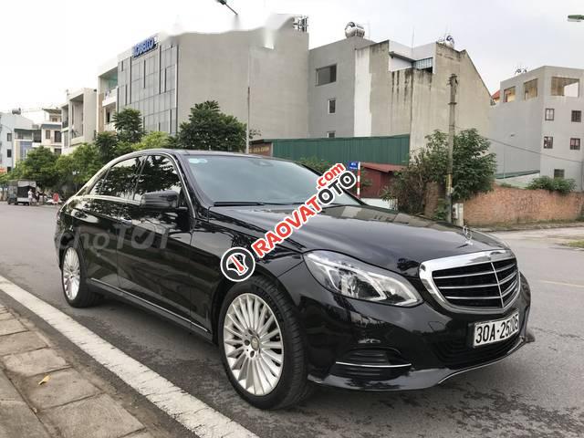 Bán xe Mercedes E400 năm sản xuất 2013, màu đen-1