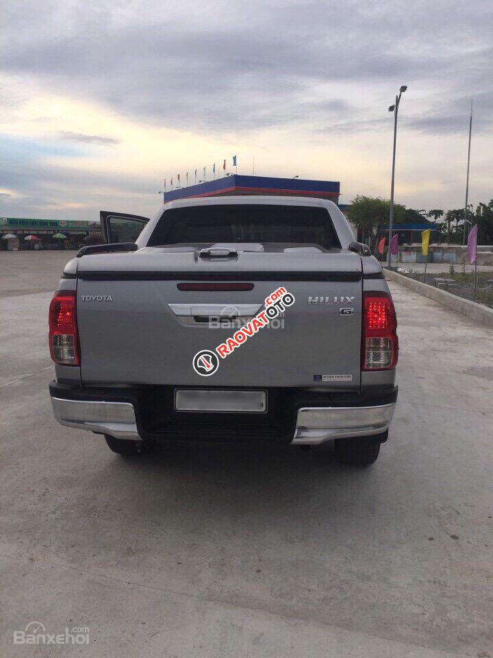 Bán xe Toyota Hilux 3.0G máy dầu, số tự động, năm 2016 màu xám, LH: 0985102300 - 0942596555-0