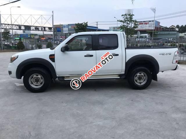 Bán xe Ford Ranger XL 4x4 đời 2011, màu trắng  -0