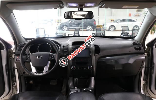 Cần bán gấp Kia Sorento 2.4AT sản xuất năm 2013, màu bạc  -5