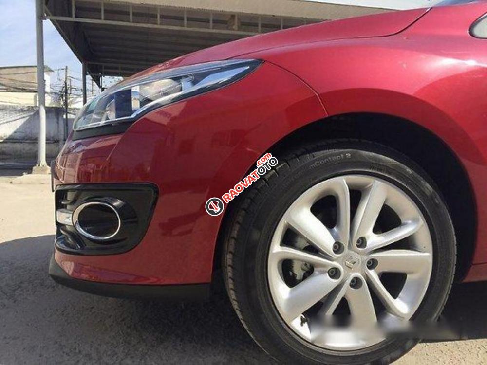 Bán Renault Megane 1.6 sản xuất 2014, màu đỏ, xe nhập khẩu nguyên chiếc-1