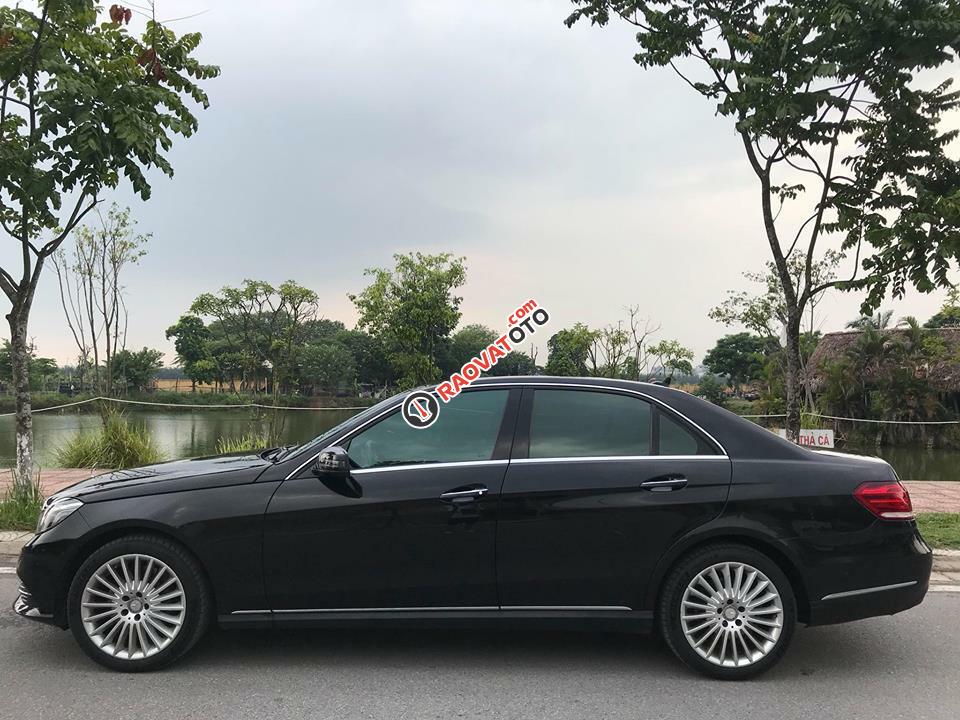 Cần bán xe Mercedes-Benz E400 sx 2013 màu đen, 1 tỷ 430 triệu-2