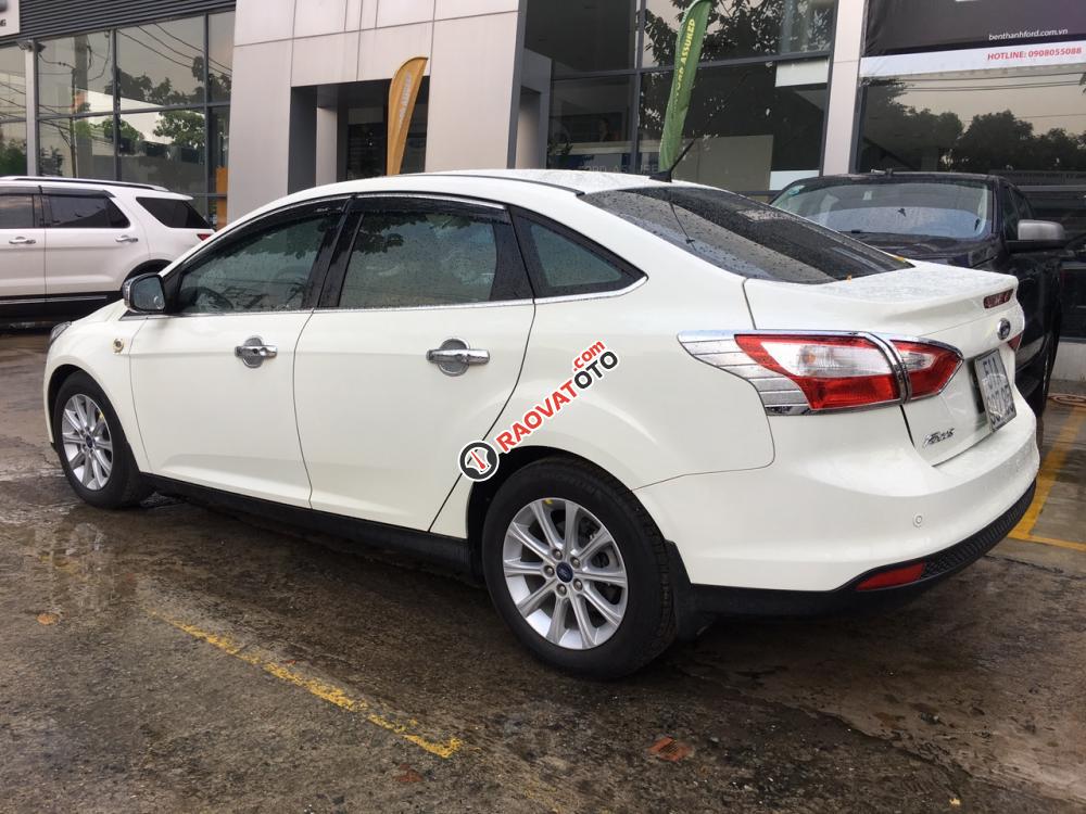 Bán xe Ford Focus 2.0 sản xuất năm 2015, màu trắng-4