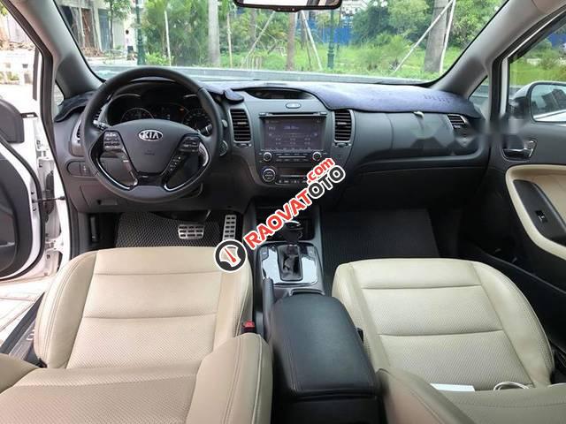 Cần bán xe Kia Cerato 1.6 sản xuất năm 2016, màu trắng-3