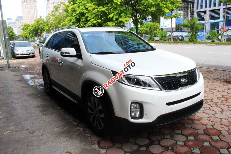 Cần bán gấp Kia Sorento 2.4GAT sản xuất 2016, màu trắng  -2