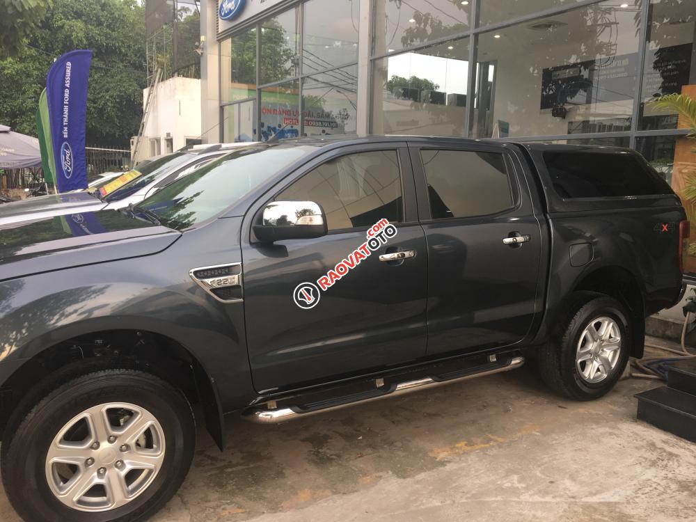 Cần bán lại xe Ford Ranger năm 2014, màu xám (ghi), 565 triệu nhập khẩu Thái Lan, giá thoả thuận hotline 090.12678.55-2