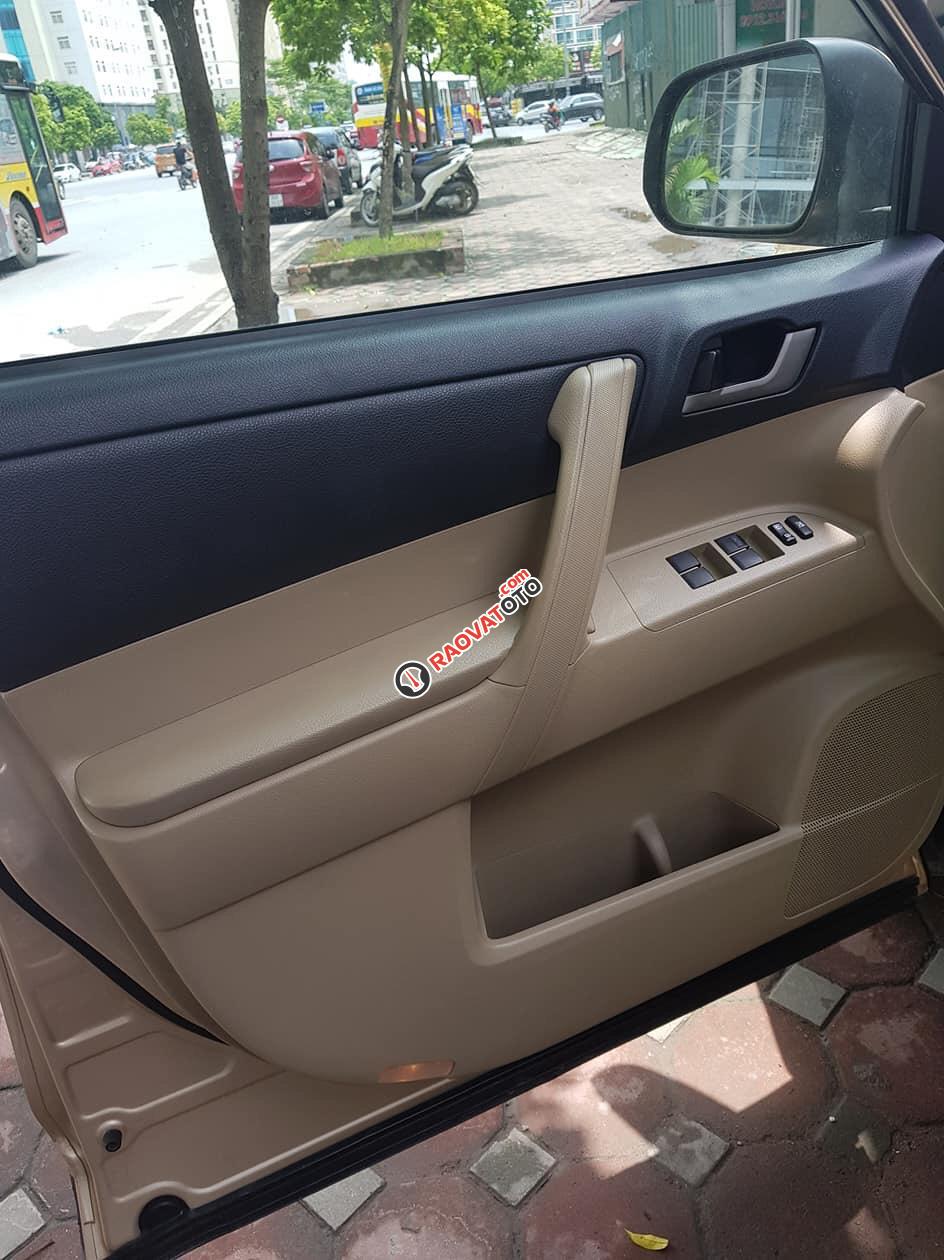 Cần bán gấp Toyota Highlander năm 2011 màu vàng, 1 tỷ 180 triệu, nhập khẩu nguyên chiếc Mỹ, siêu đẹp-4