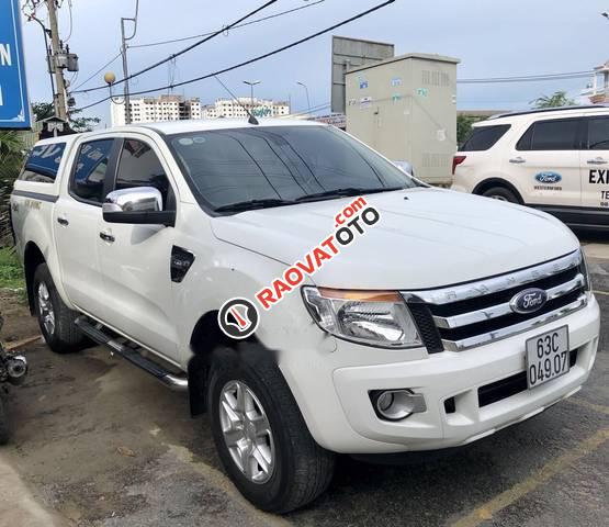 Bán ô tô Ford Ranger XLT 4x4 MT sản xuất 2014, màu trắng còn mới-0