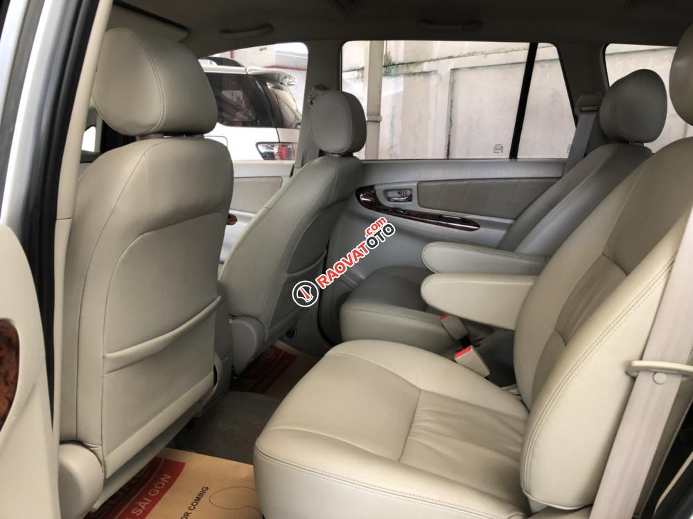 Toyota Innova V năm sản xuất 2016, màu bạc, giá chỉ 710 triệu-4