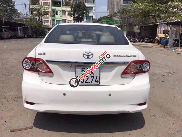 Bán Toyota Corolla Altis MT năm 2011, màu trắng-3