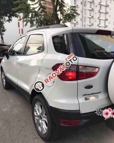 Cần bán xe Ford EcoSport 1.5 MT năm 2016, màu trắng số sàn -1