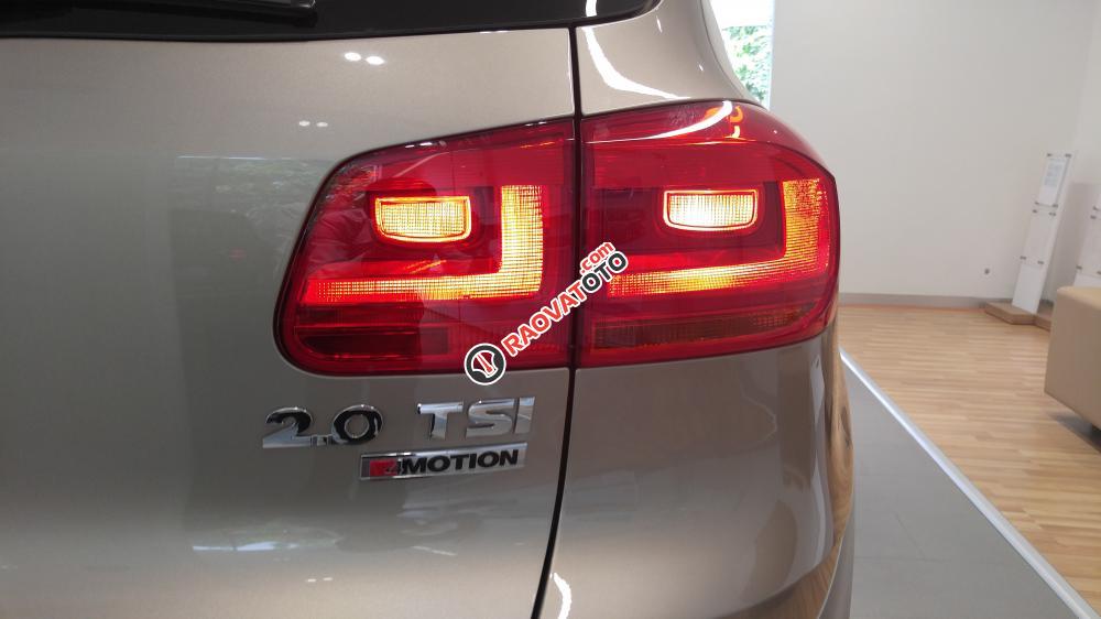 VW Sài Gòn bán Touareg GP 3.6 V6, giá tốt nhất trong năm trong tháng 8 - LH ngay phòng bán hàng 093.828.0264 Mr Kiệt-9
