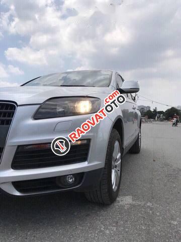 Cần bán lại xe Audi Q7 3.6 đời 2008, màu xám, 745 triệu-1