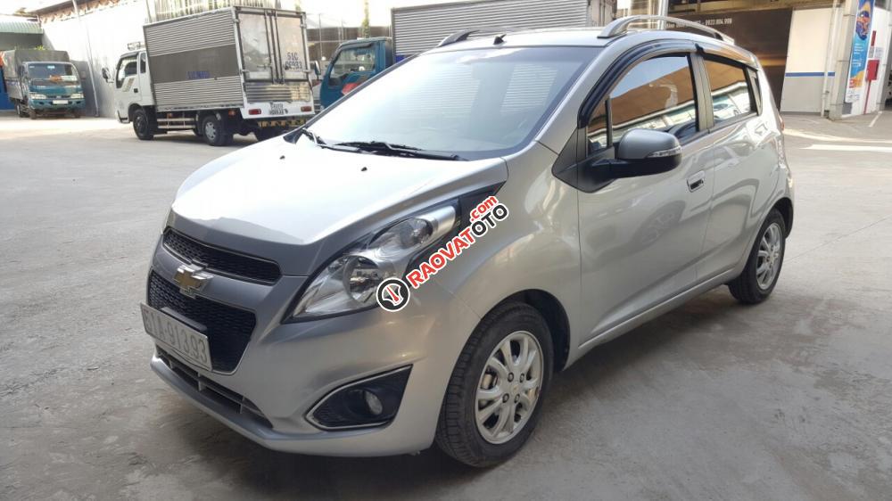 Bán Chevrolet Spark LTZ 1.0AT màu bạc, số tự động sản xuất cuối 2014, biển Sài Gòn, 1 đời chủ chạy đúng 30.000km-7