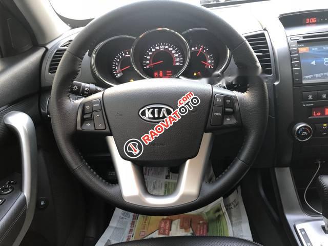 Cần bán gấp Kia Sorento đời 2013, màu trắng, giá 650tr-4