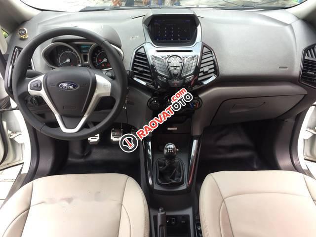 Bán xe Ford EcoSport 1.5MT 2016, màu trắng-3