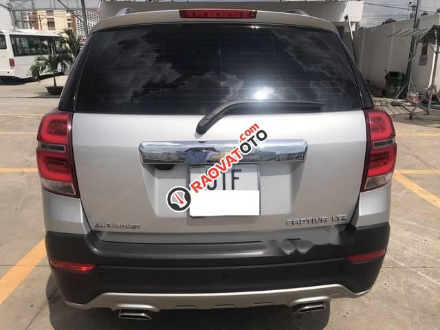 Cần bán xe Chevrolet Captiva LTZ năm sản xuất 2015, màu bạc -4