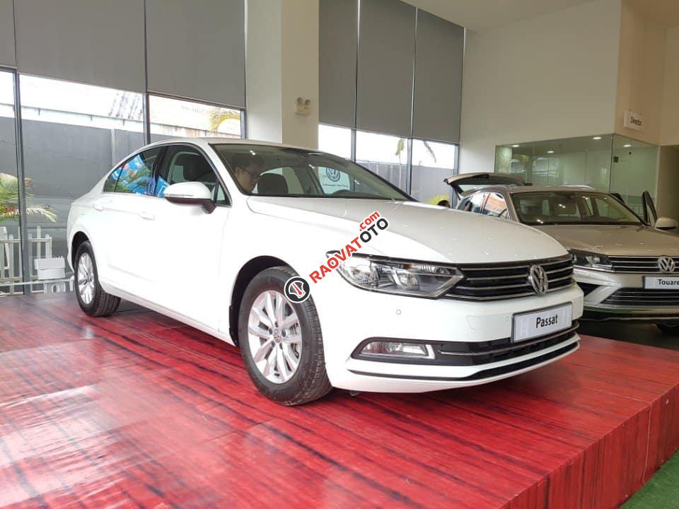 Chỉ còn duy nhất 1 chiêc tại volkwagen nha trang, Volkswagen Passat S sản xuất năm 2015, màu trắng, nhập khẩu-1