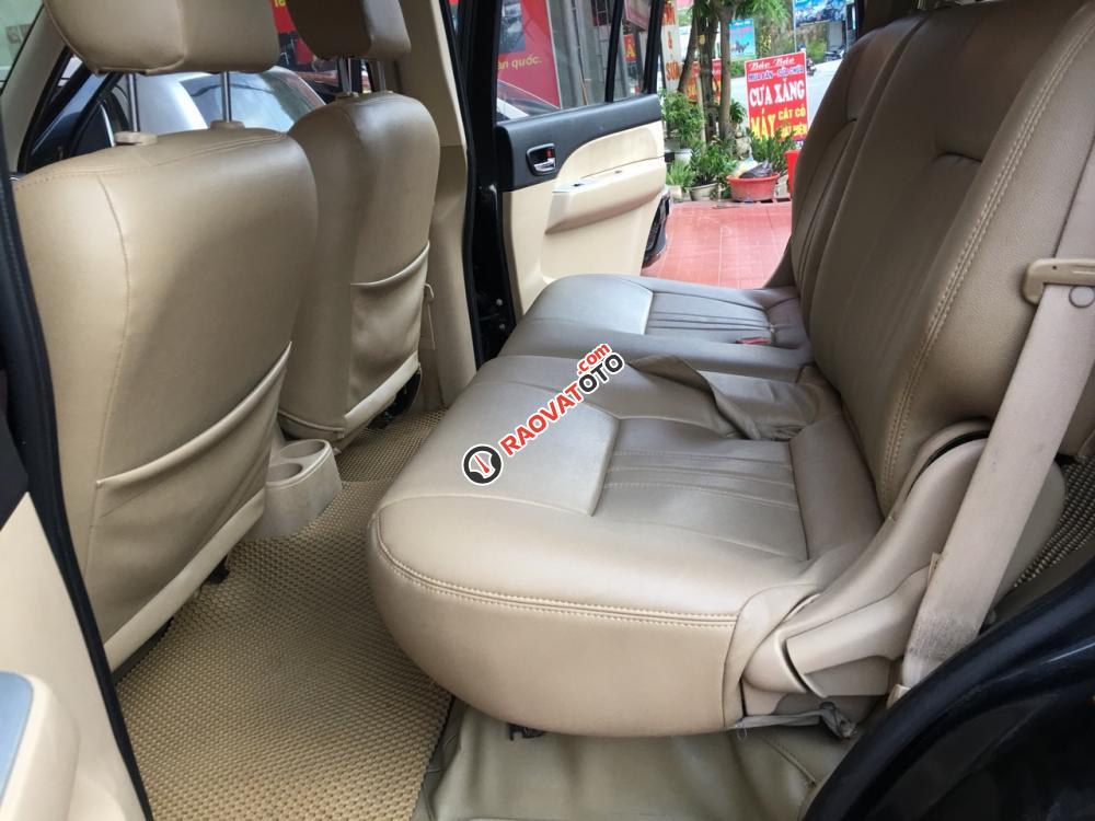 Cần bán Ford Everest 2.5MT sản xuất năm 2010, màu đen-7