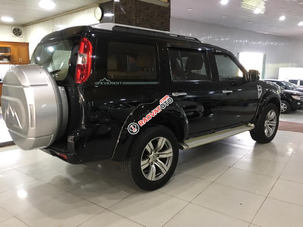 Cần bán Ford Everest 2.5MT sản xuất năm 2010, màu đen-8