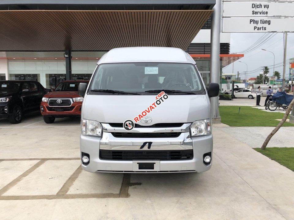 Toyota Vũng Tàu bán Hiace Diesel 2018, 15 chỗ, màu bạc, nhập khẩu-9