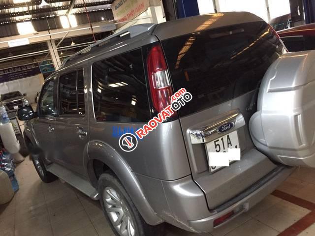 Cần bán xe Ford Everest MT sản xuất 2013, màu xám còn mới, 645 triệu-2