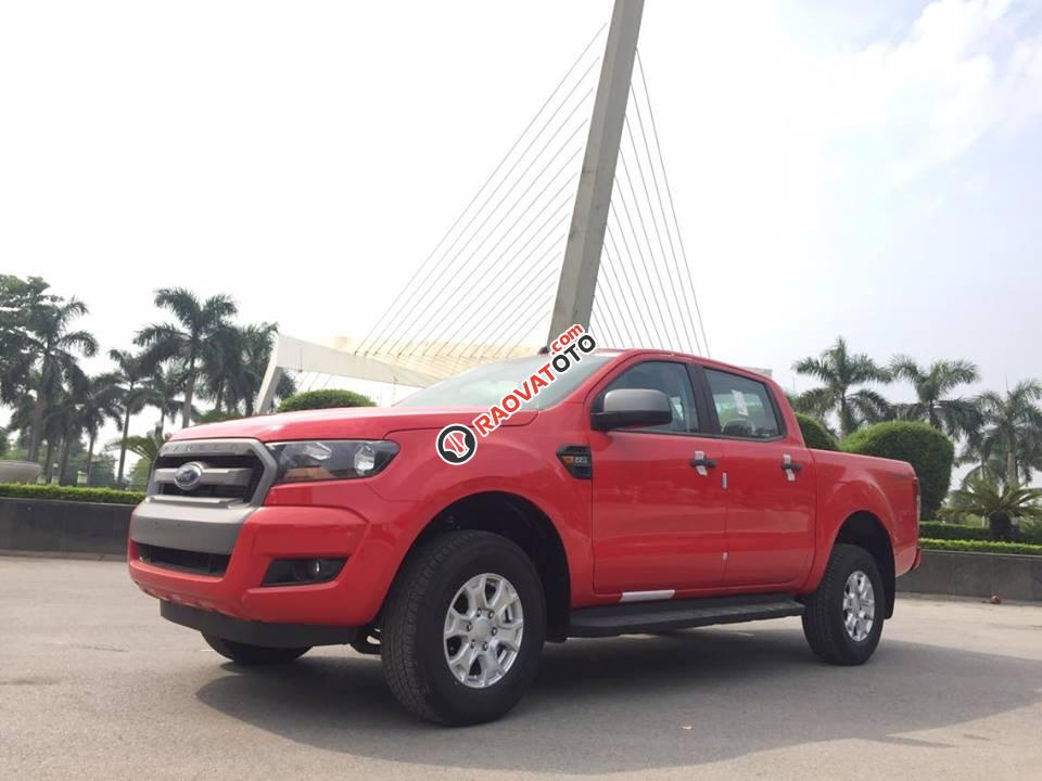 Cao Bằng Ford cần bán xe Ford Ranger XLS 4x2 AT, năm sản xuất 2017, nhập khẩu LH 0974286009-0