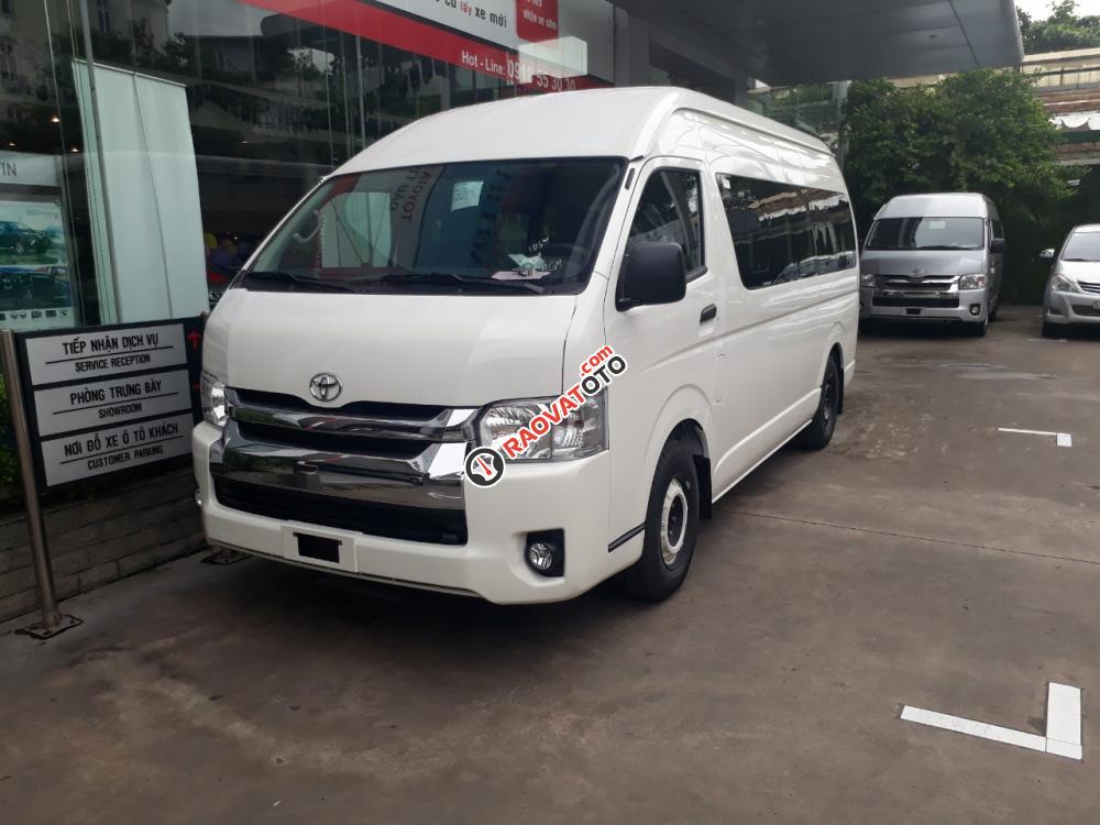 Bán xe Toyota Hiace Diesel đời 2018, màu trắng và bạc, nhập khẩu giao ngay-1