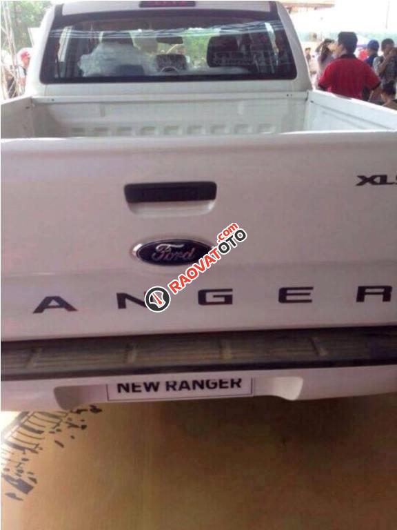Thái Nguyên Ford cần bán xe Ford Ranger XLS 4x2 AT năm sản xuất 2017, nhập khẩu LH 0974286009-1